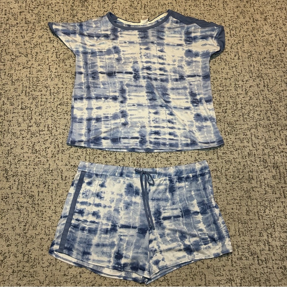 Lucky Brand Blue Tie-Dye Short Sleeve & Shorts Pajama Set Size XL